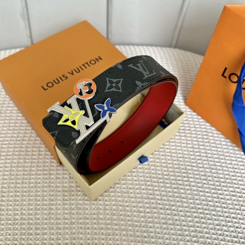 l0vis Vvtt0n belts